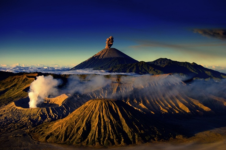 Awan Tour Biro Wisata Gunung Bromo Dan Wisata Jawa Timur Terbaik Dan Berpengalaman 