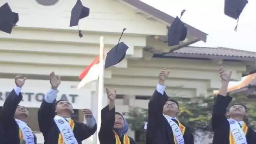 Beasiswa untuk Mahasiswa Fakultas Matematika dan Ilmu Pengetahuan Alam Universitas Negeri Yogyakarta