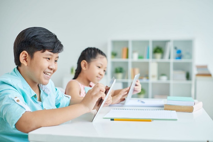 Gameversi.com Layanan Aplikasi Belajar Online 